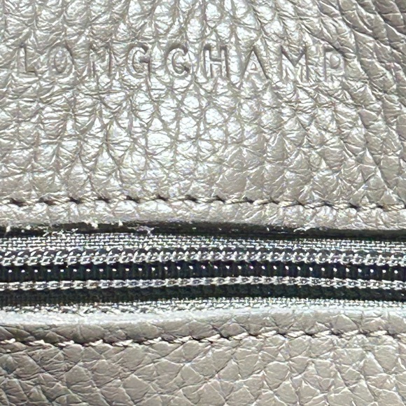 Longchamp Roseau medium pebbled leather shoulderbag tote in grey - Picture 7 of 11